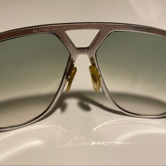 Alpina M1 Gold Bolt Green Gradient Lens Rare Vintage Sunglasses - Picture 8 of 10